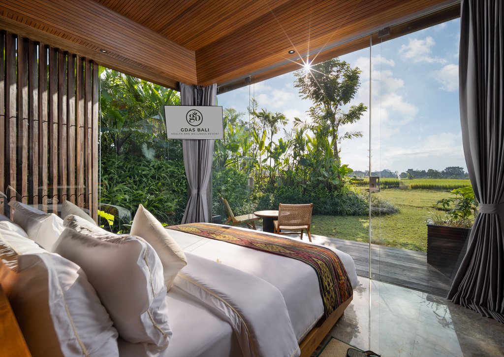 6 grand deluxe terrace paddy view