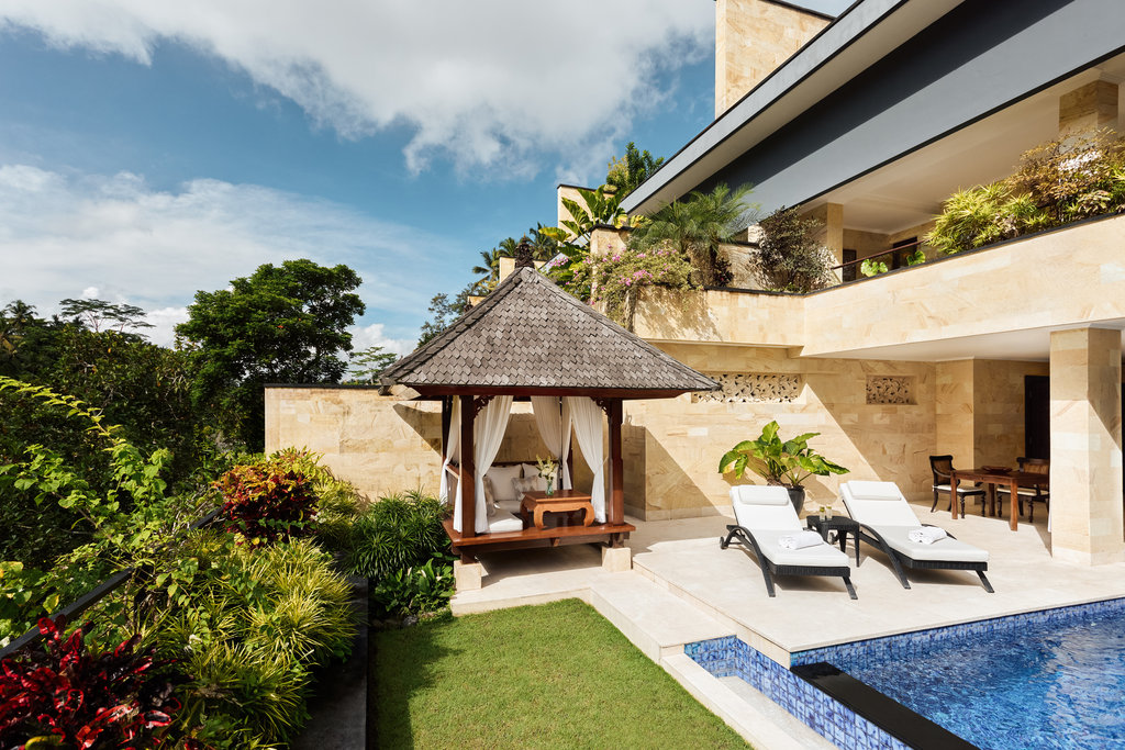 15 vice regal outside pool and terrace