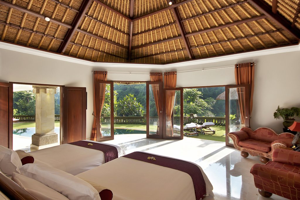 18 viceroy villa second bedroom