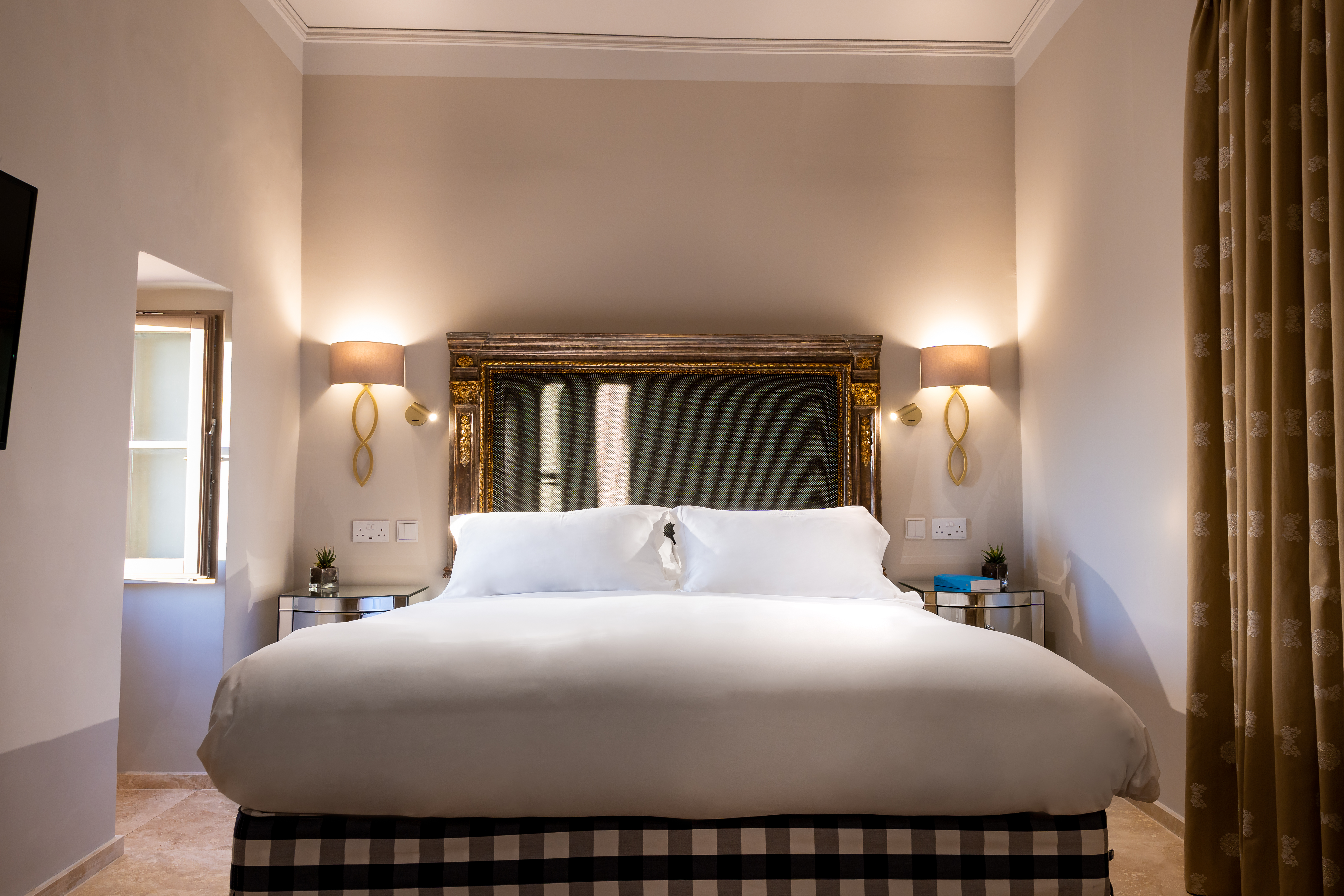 11 executive suite with panoramic view 15