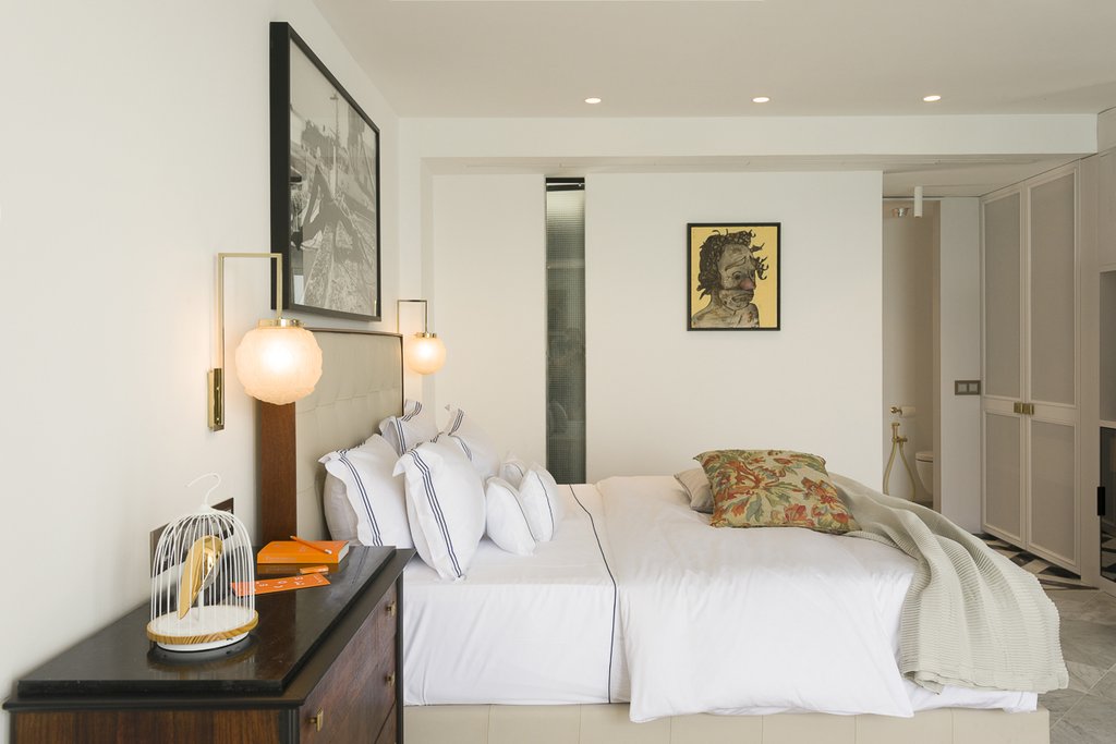 14 deluxe room 2
