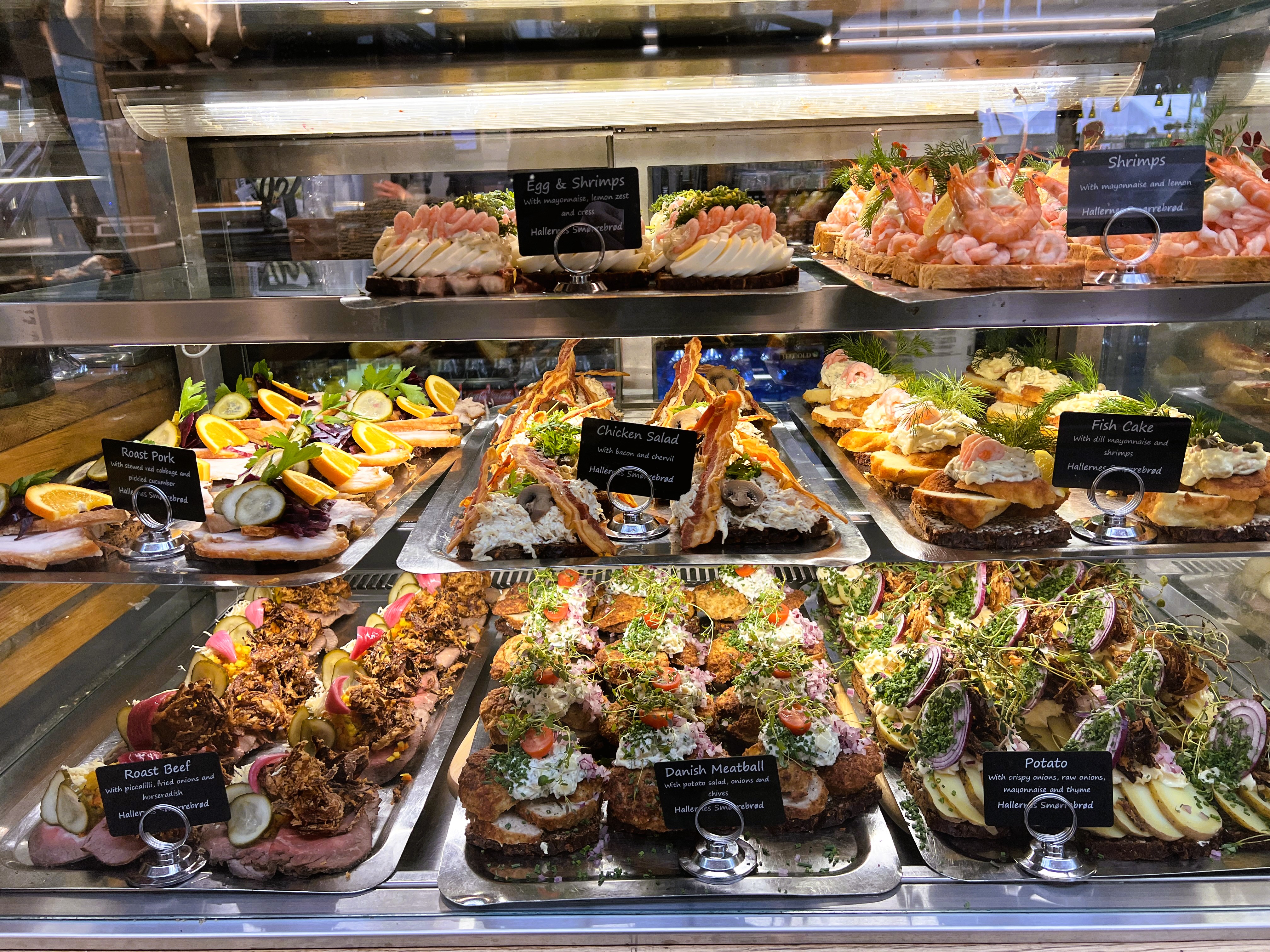 smørrebrød torvehaller øbo tours