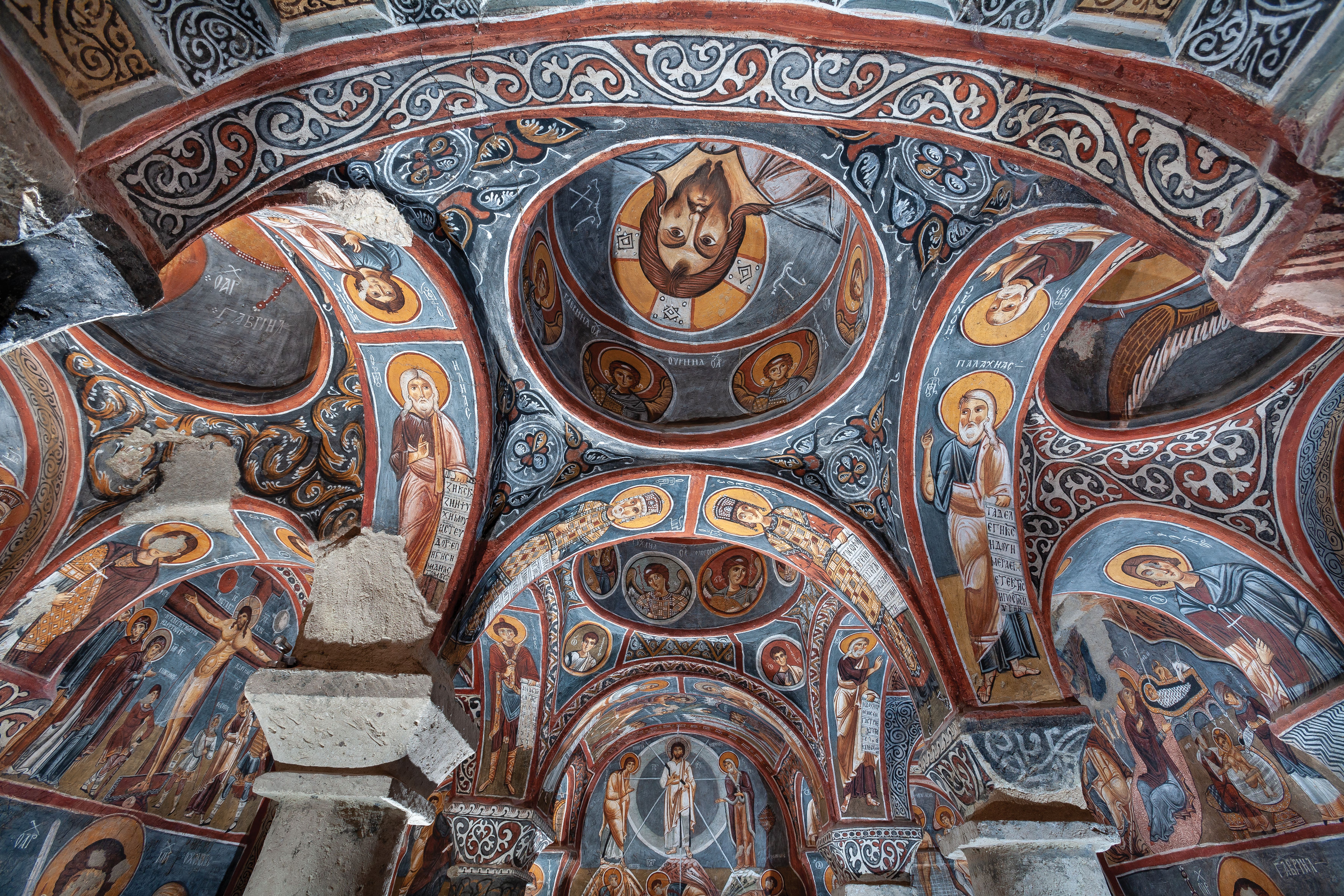 mg 03 cappadocia karanlık kilise