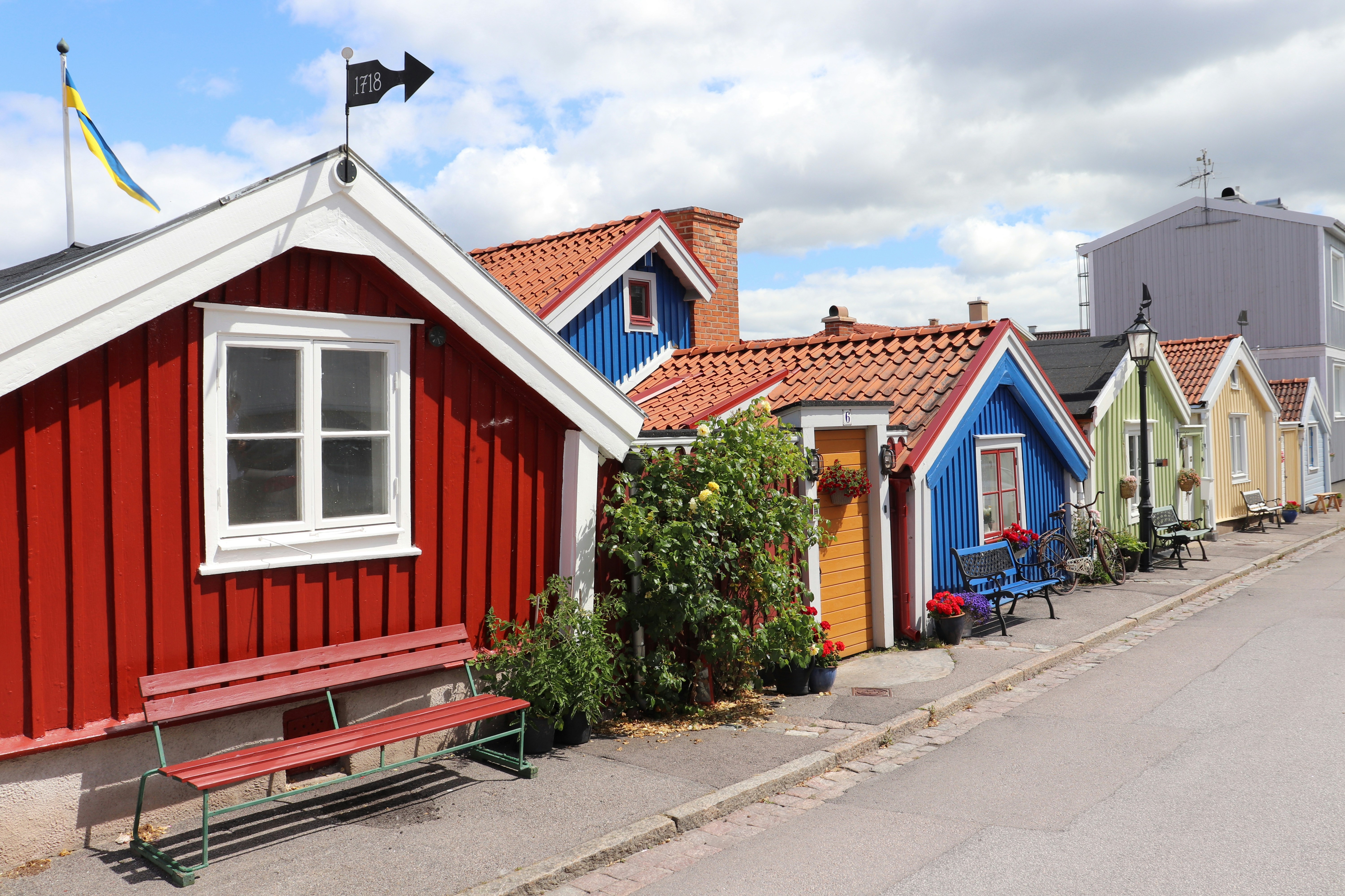 karlskrona kleurrijke huizen