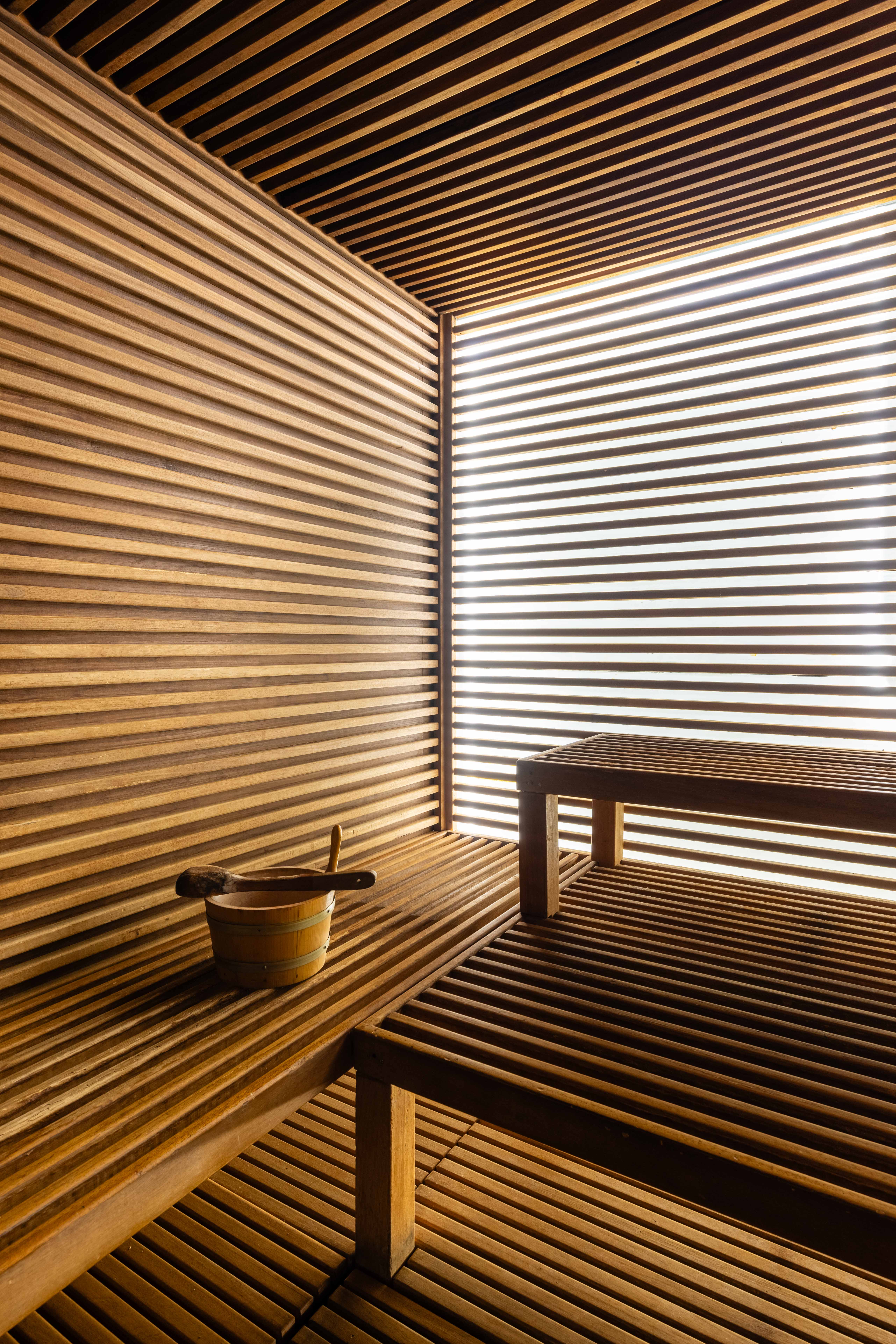 romeo napoli la spa sisley paris 8