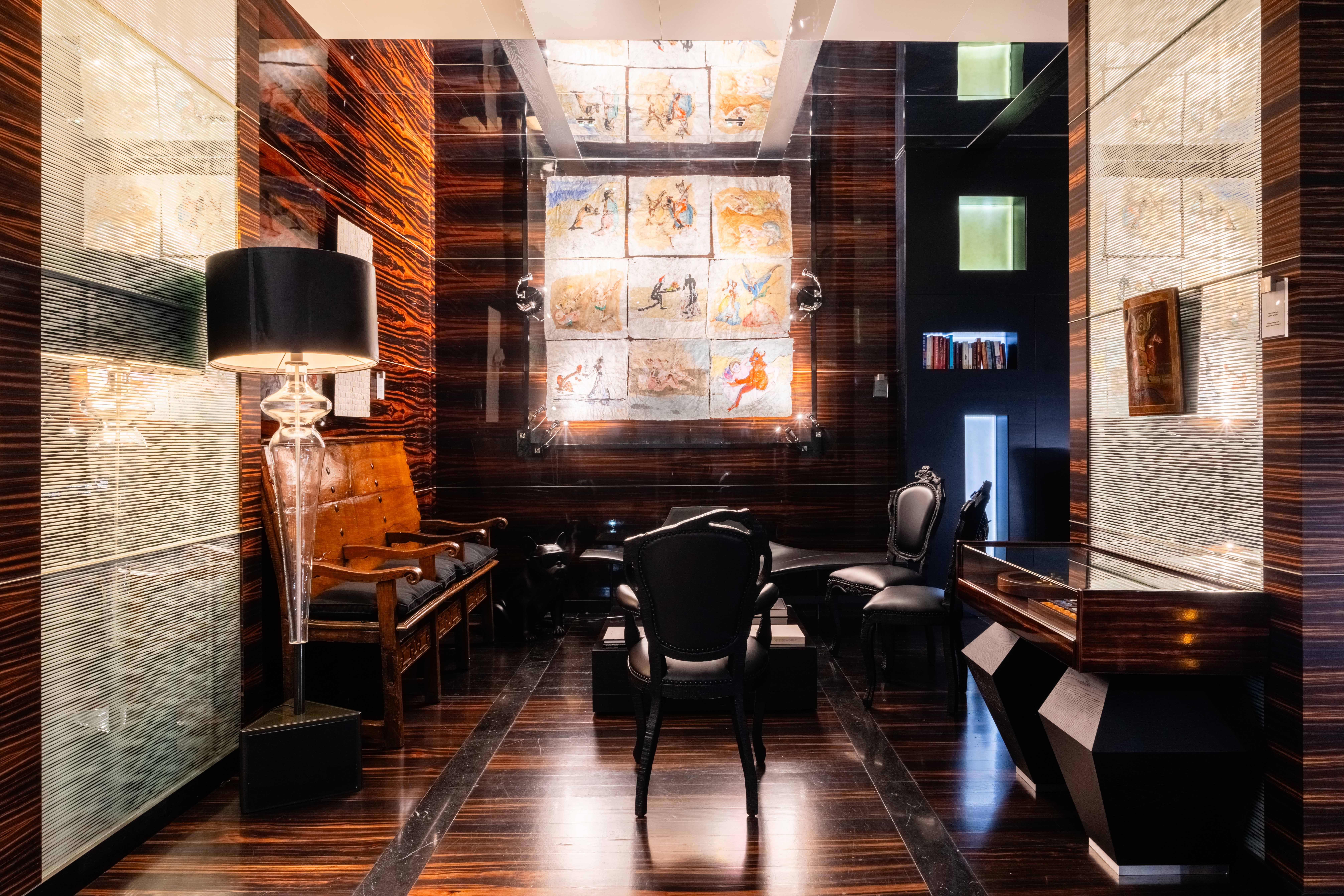 romeo napoli lobby 2