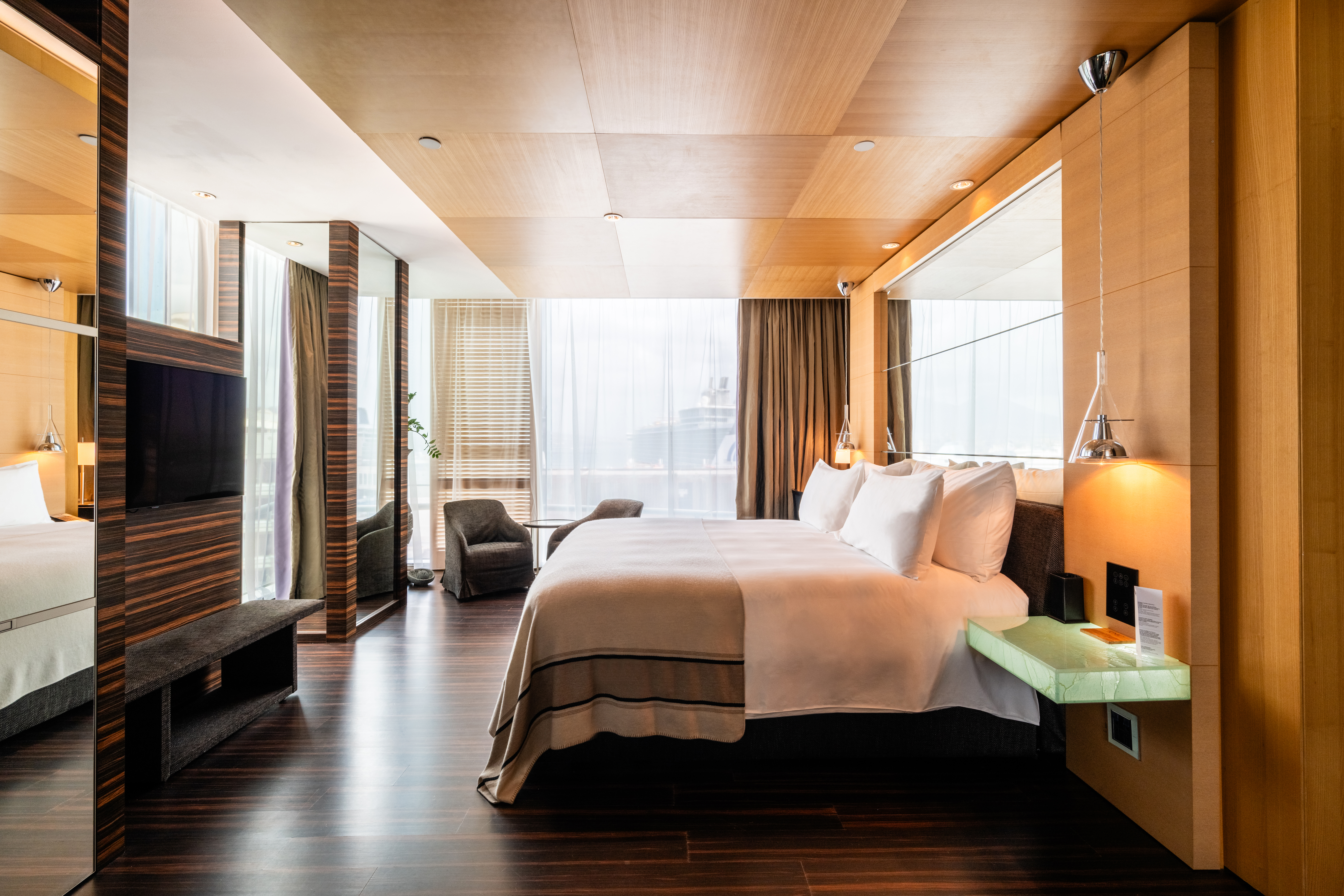 romeo napoli penthouse suite 2
