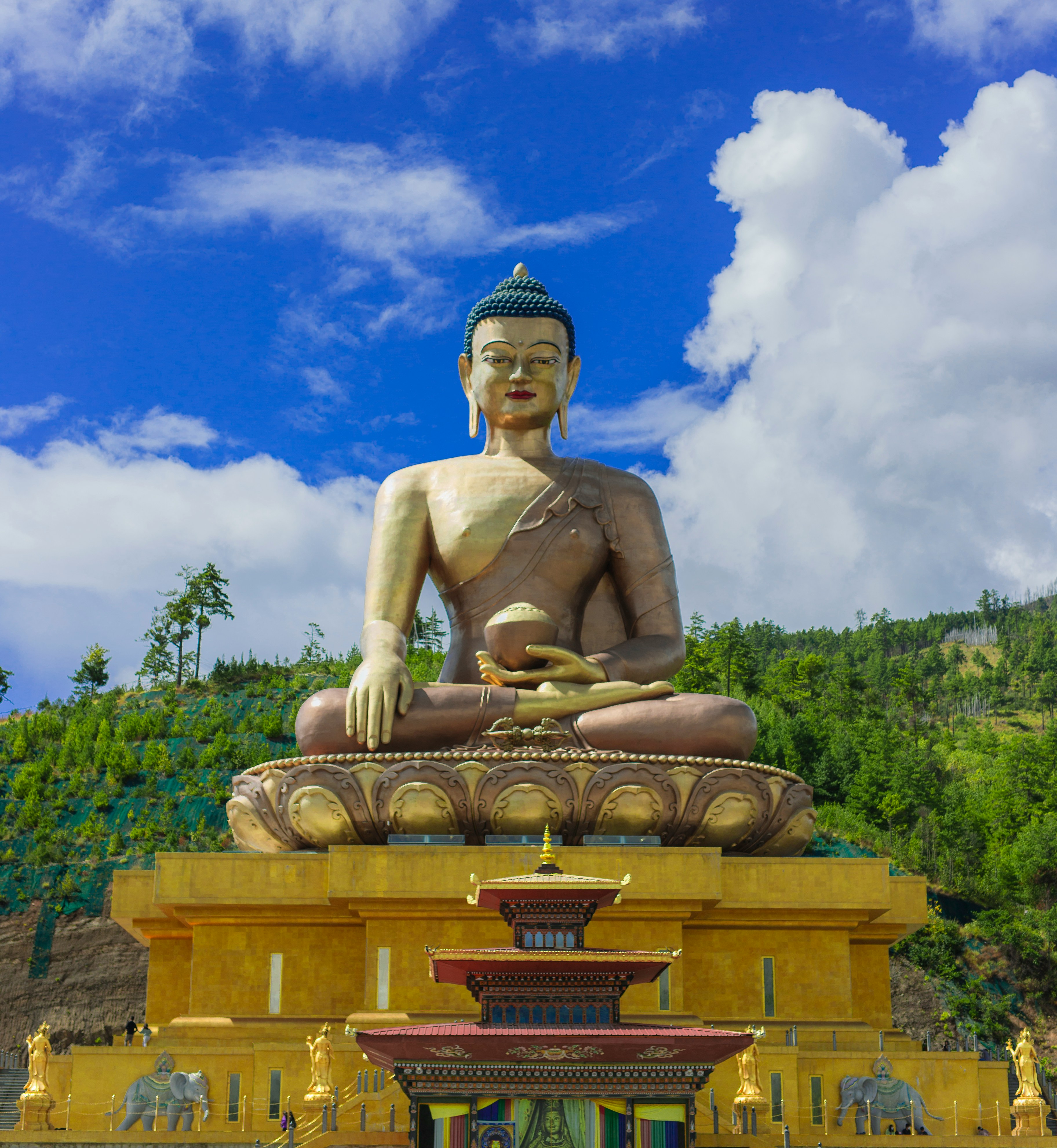 giant buddha in thimphu bhutan