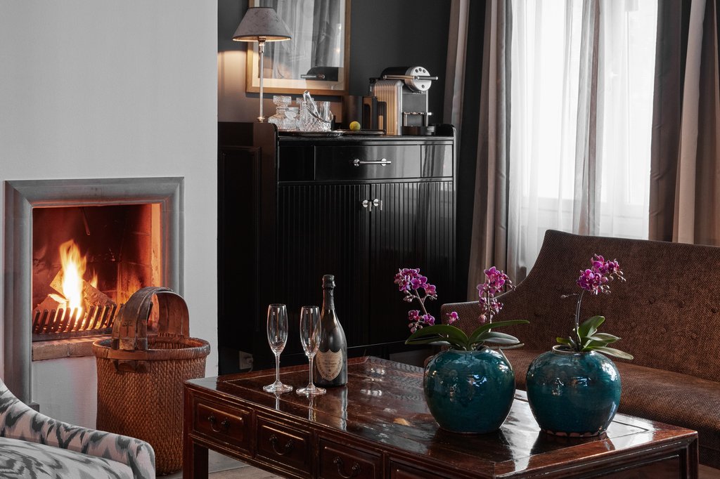 corner suite
