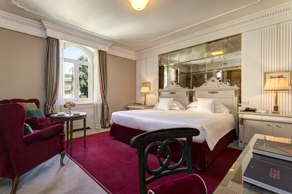 4 junior suite