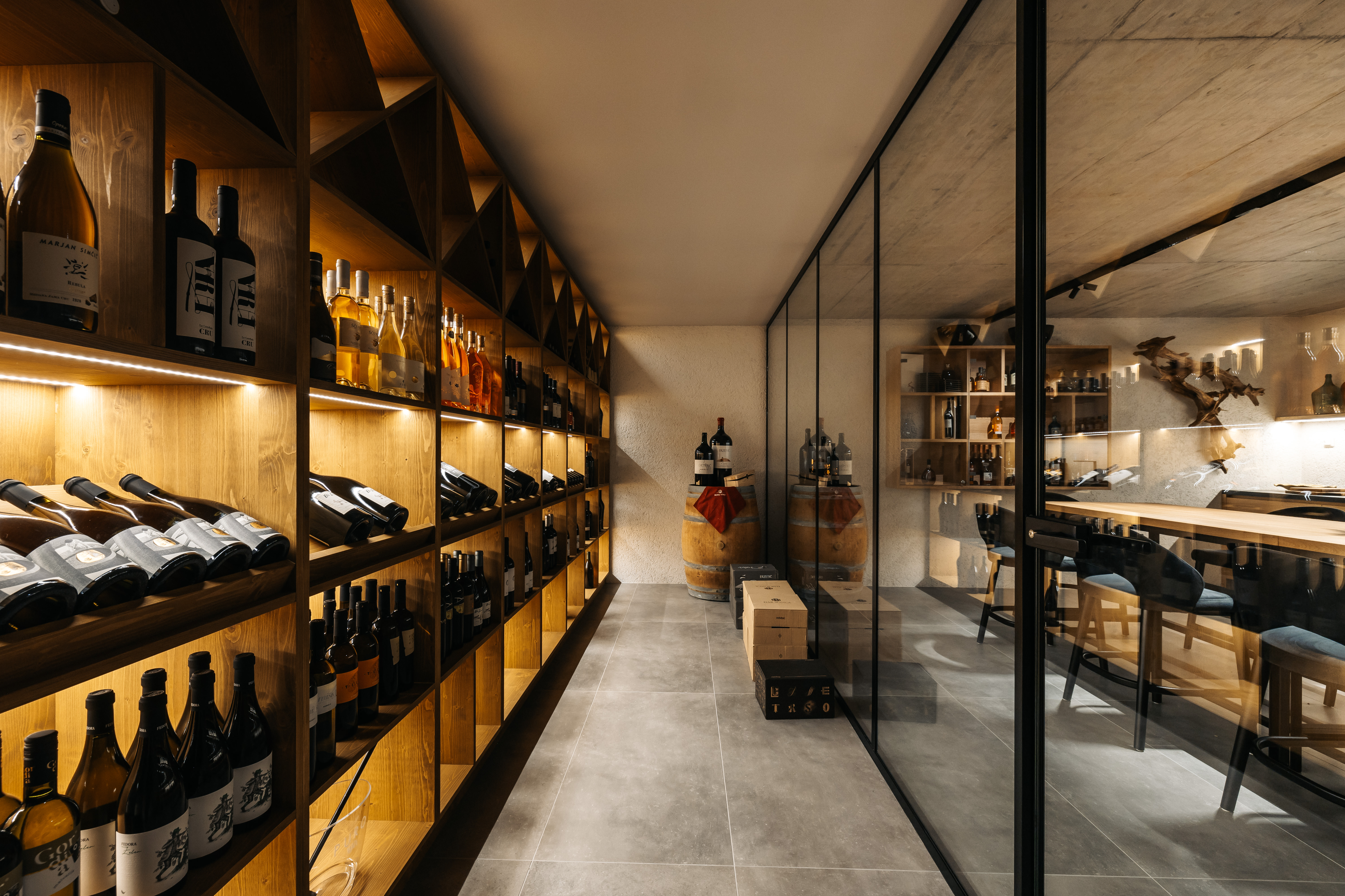 wine cellarvinska4