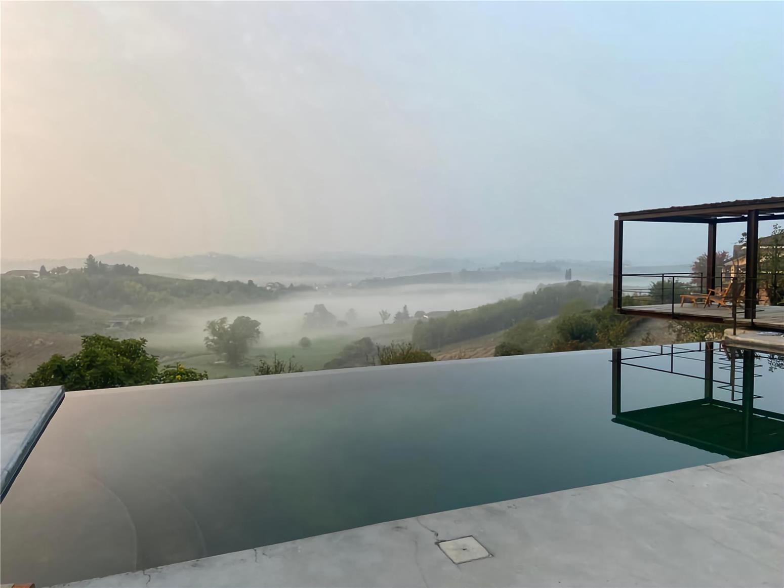 toetto 27 piscina nebbiabella