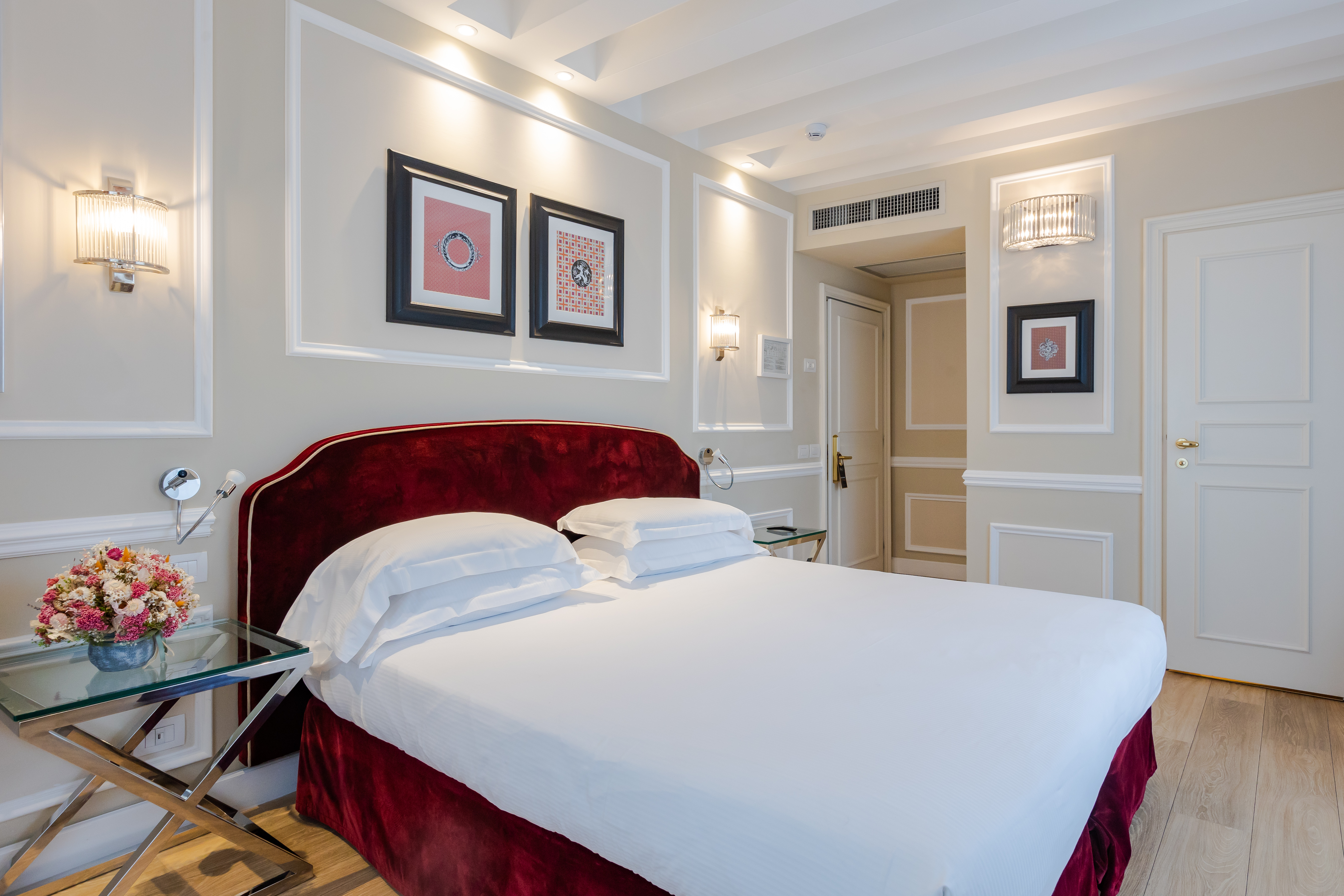 19 superior with a view of piazza della repubblica