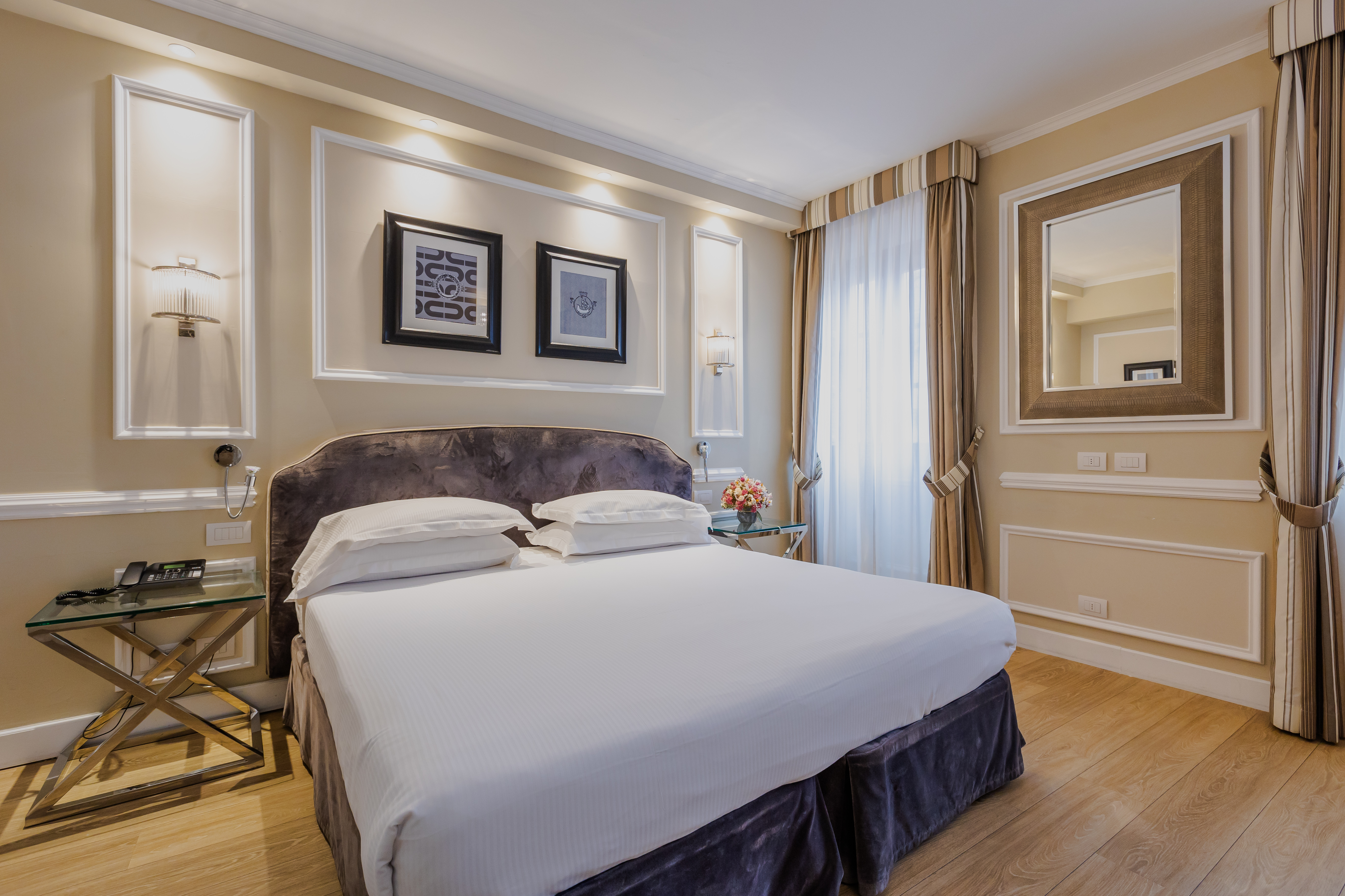 42 junior suite in florence with side view of the duomo and direct view of the bargello