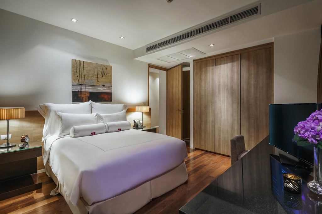 16 three bedroom suite with terrace room 2