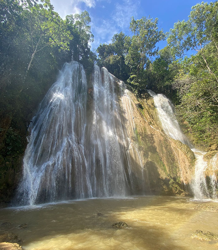 el limon waterfalls horseback 1