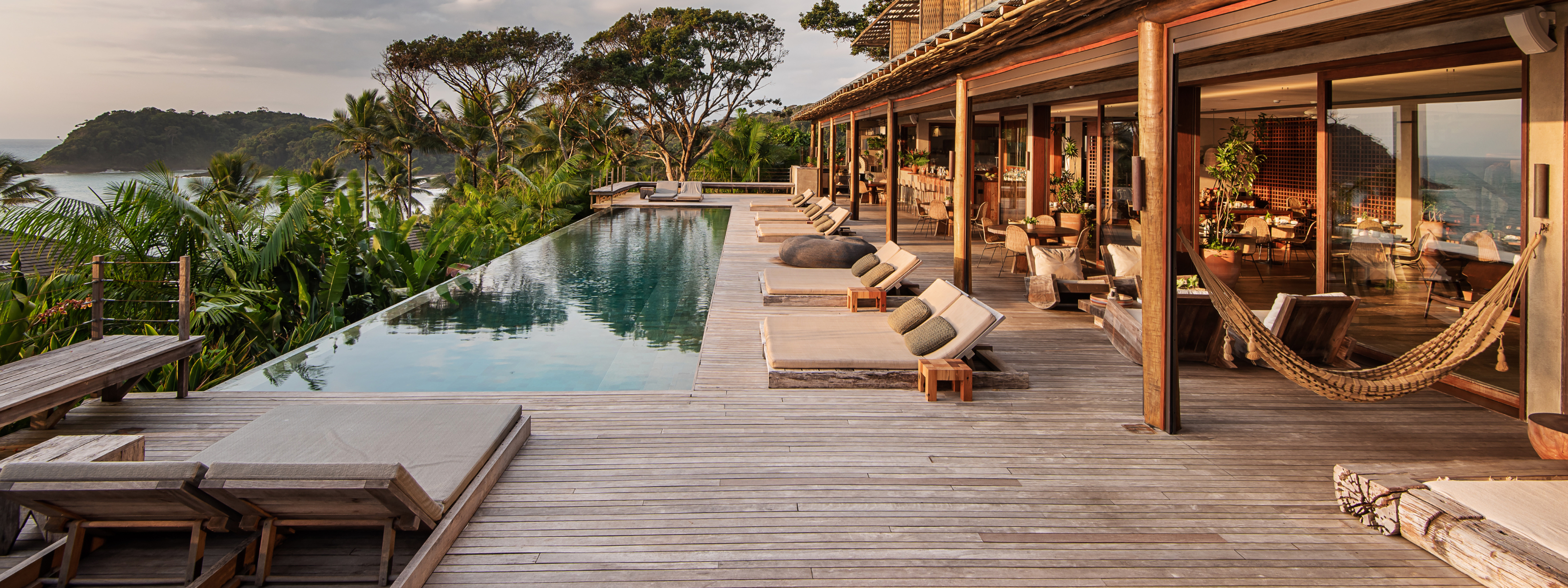 Barracuda hotel & villas 