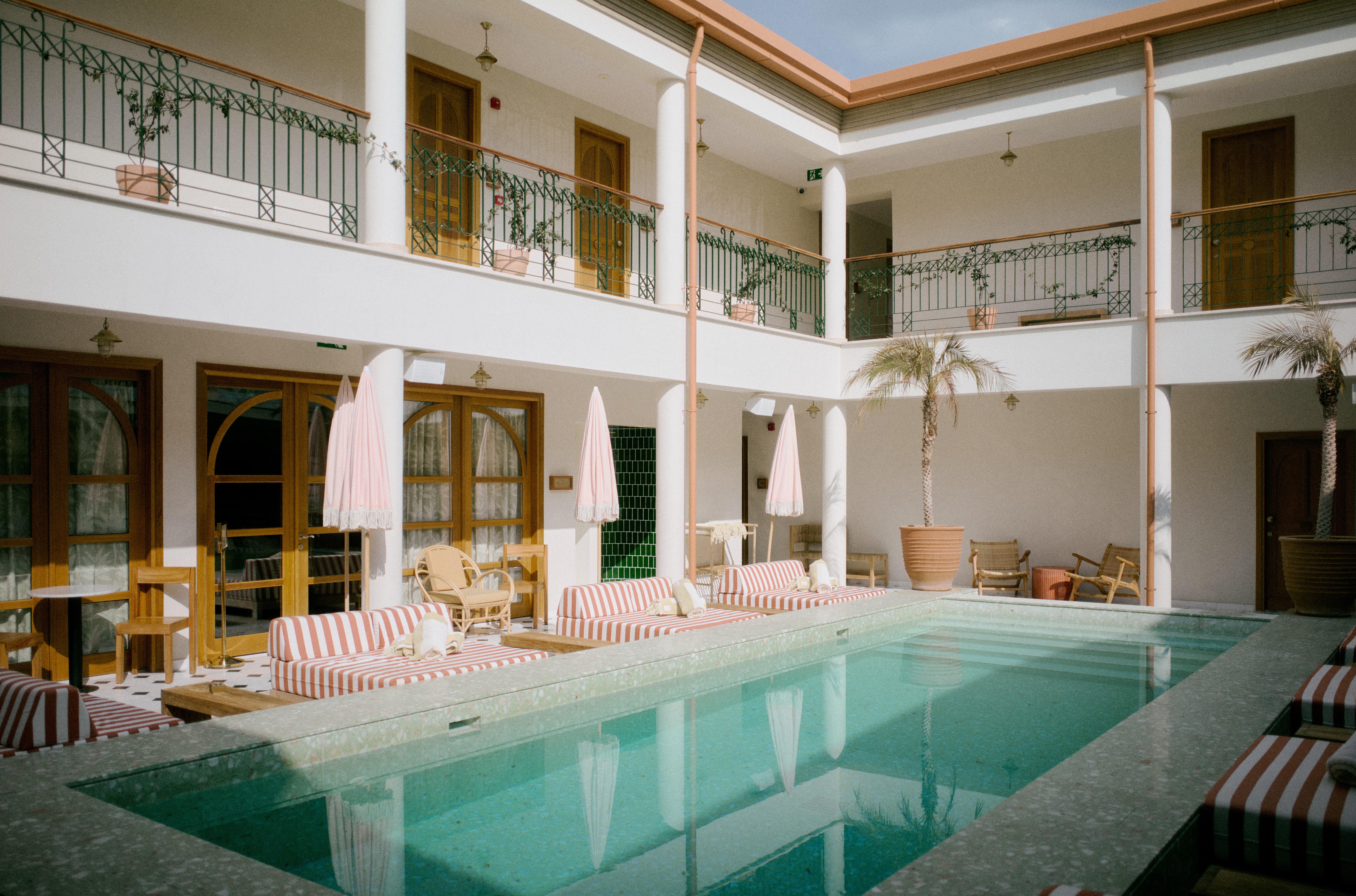 5 the agora pool