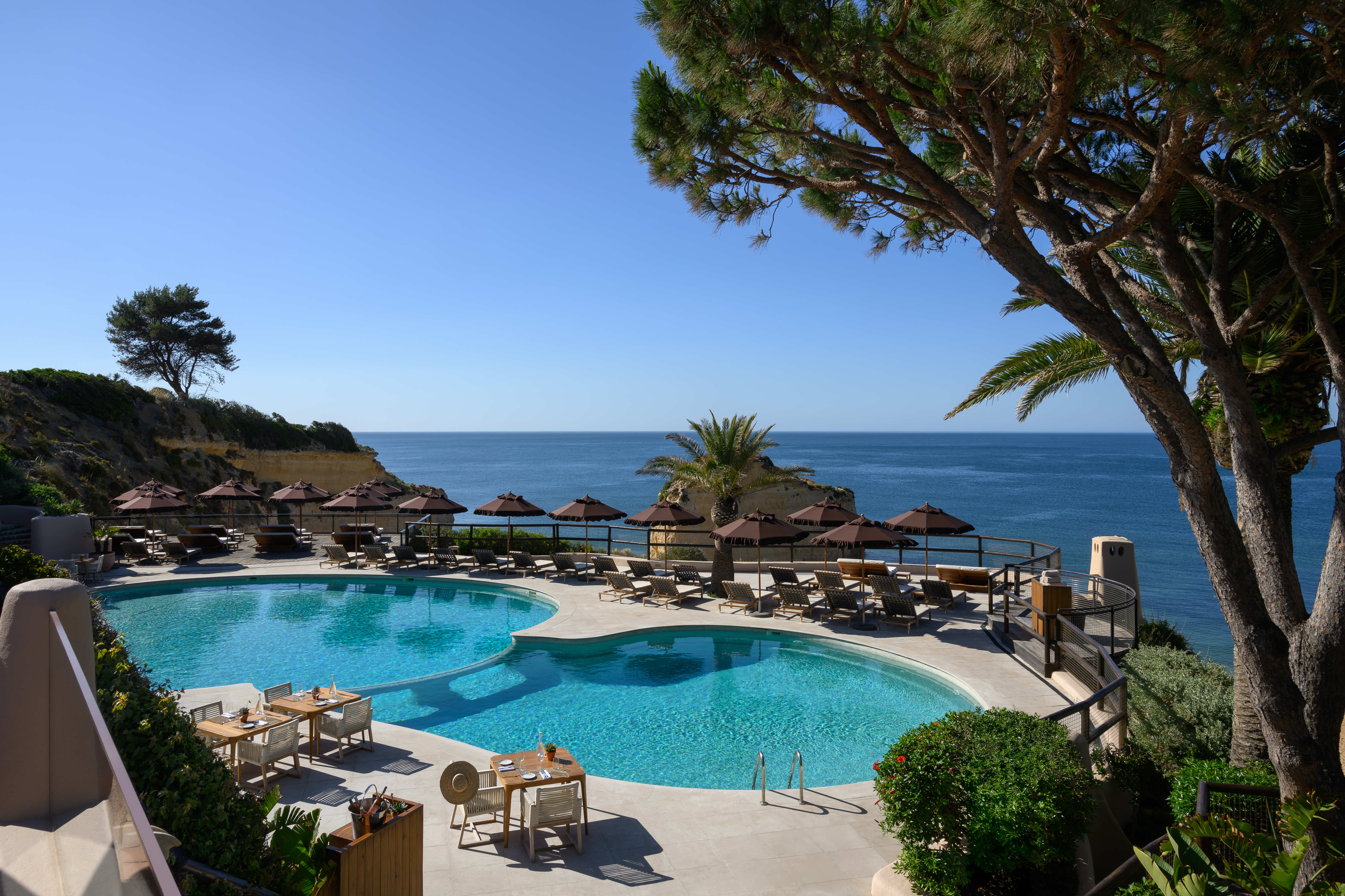 vilalara restaurant a costa terrace pool