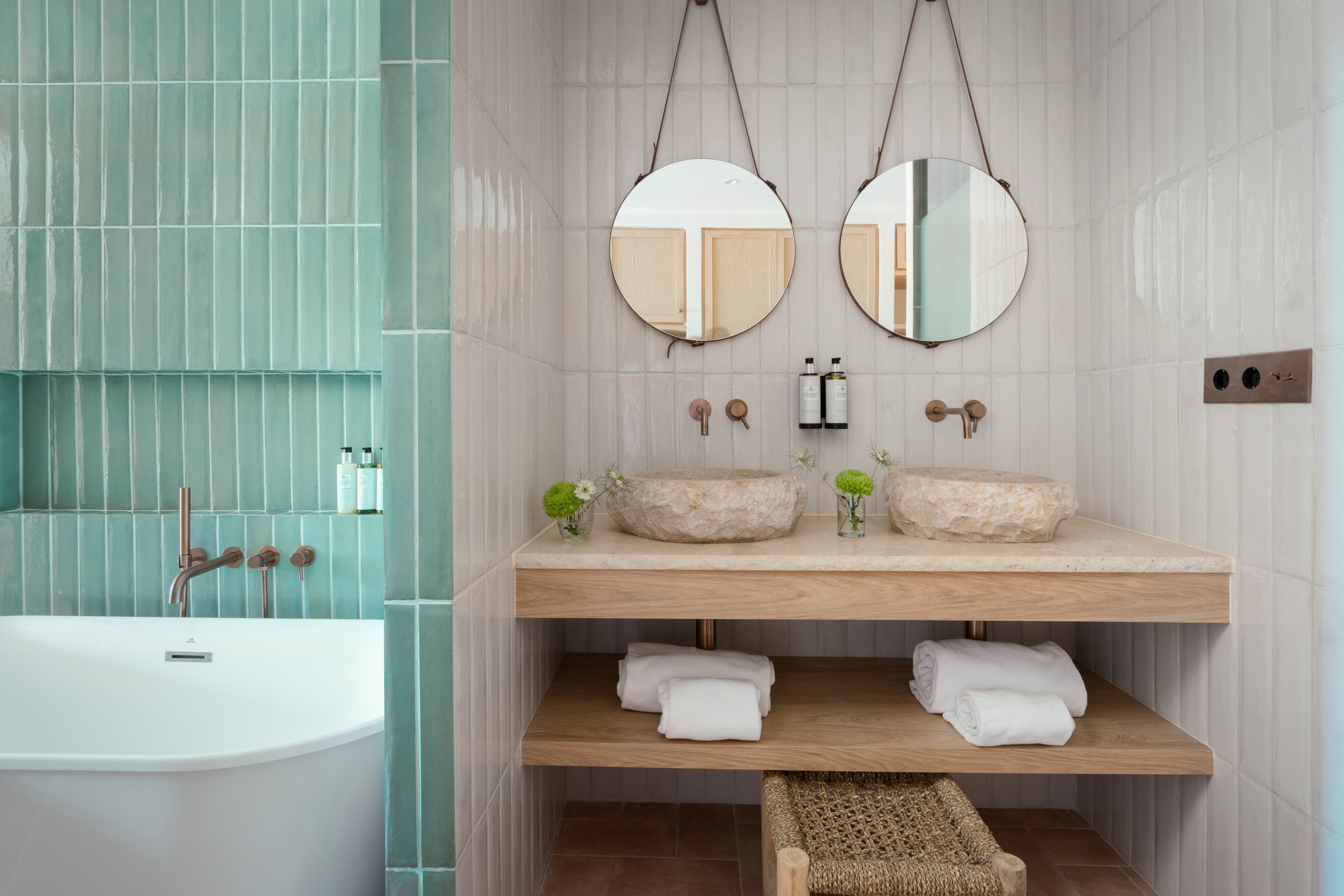 bathroom the club cala miguel