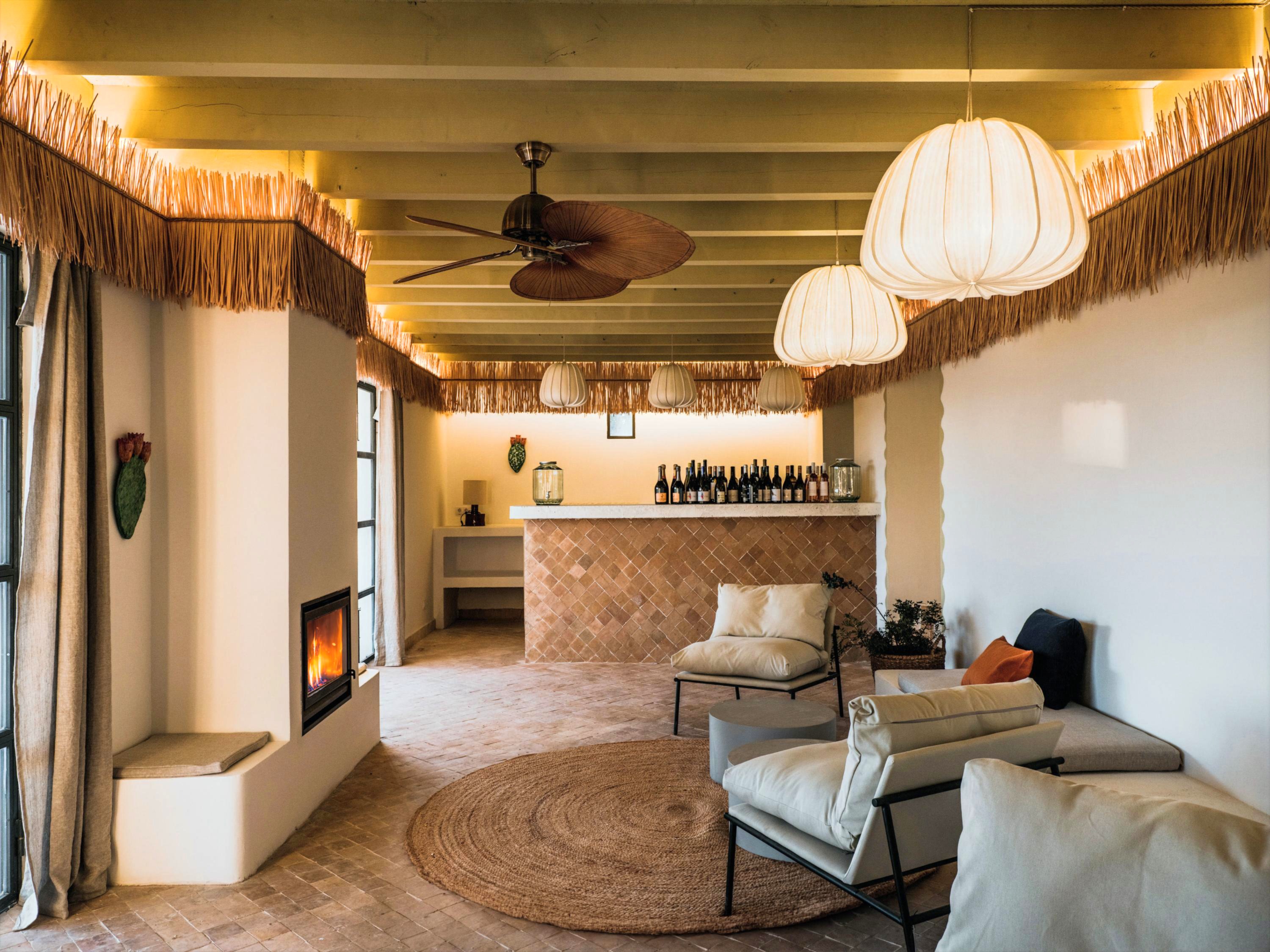 amagatay restaurant interior