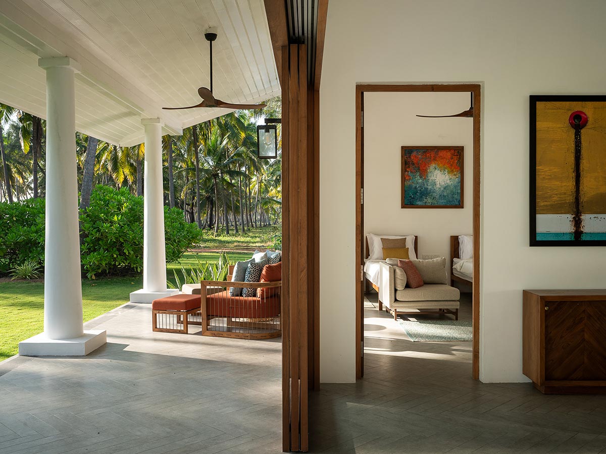 teardrop kalkudah beach house 4
