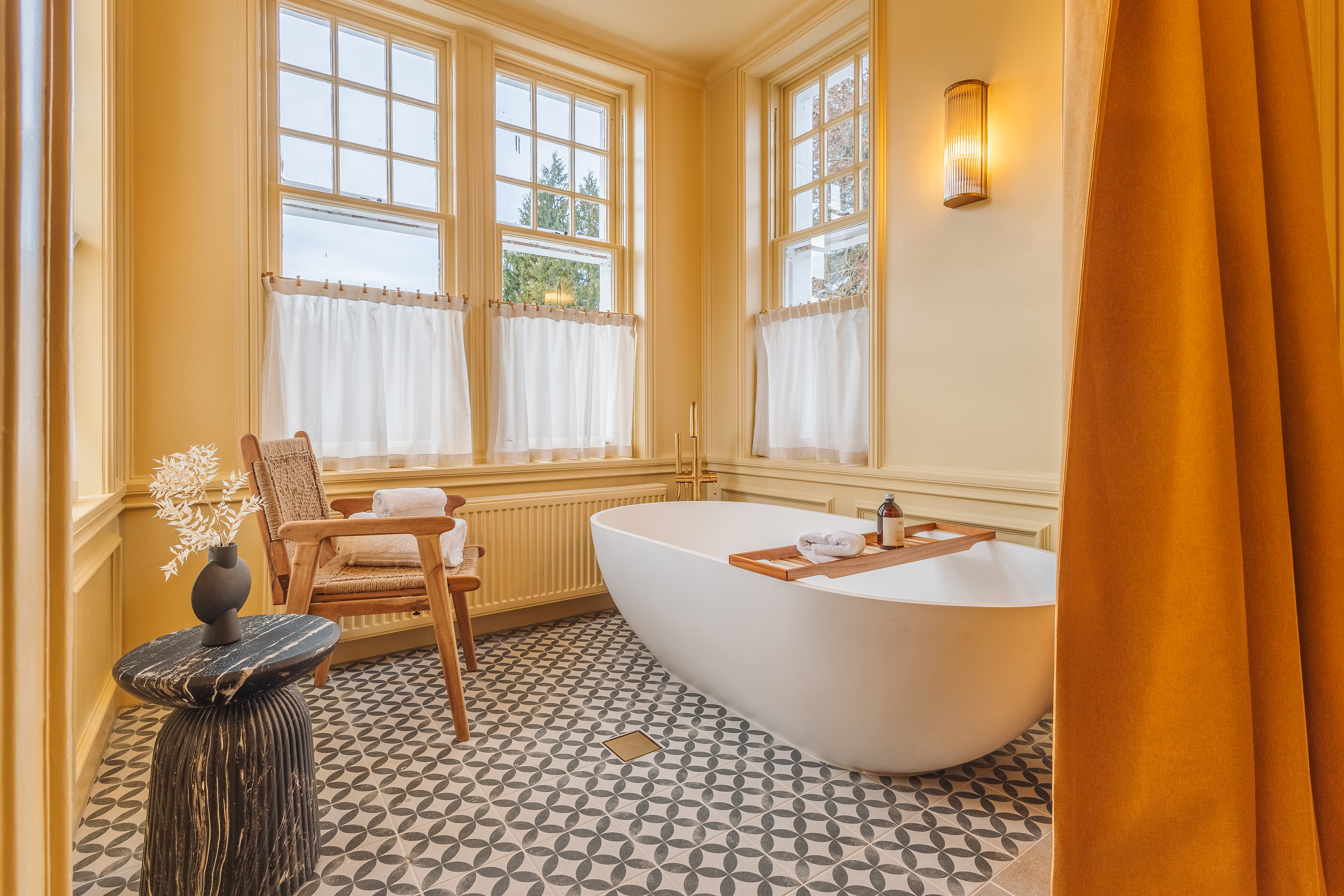 molyneaux suite 3