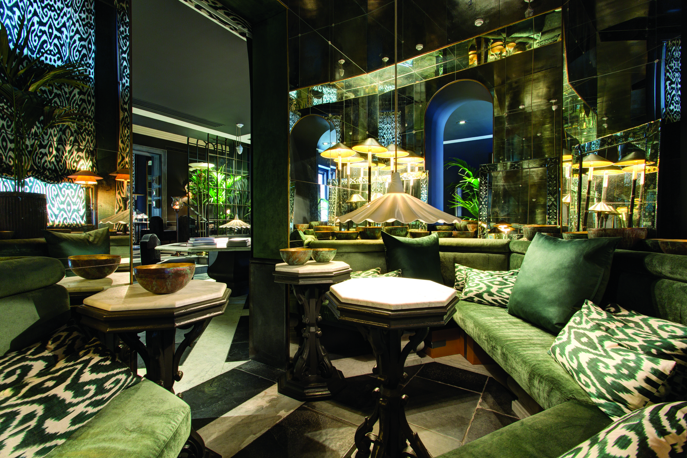 the franklin the emerald parlour details