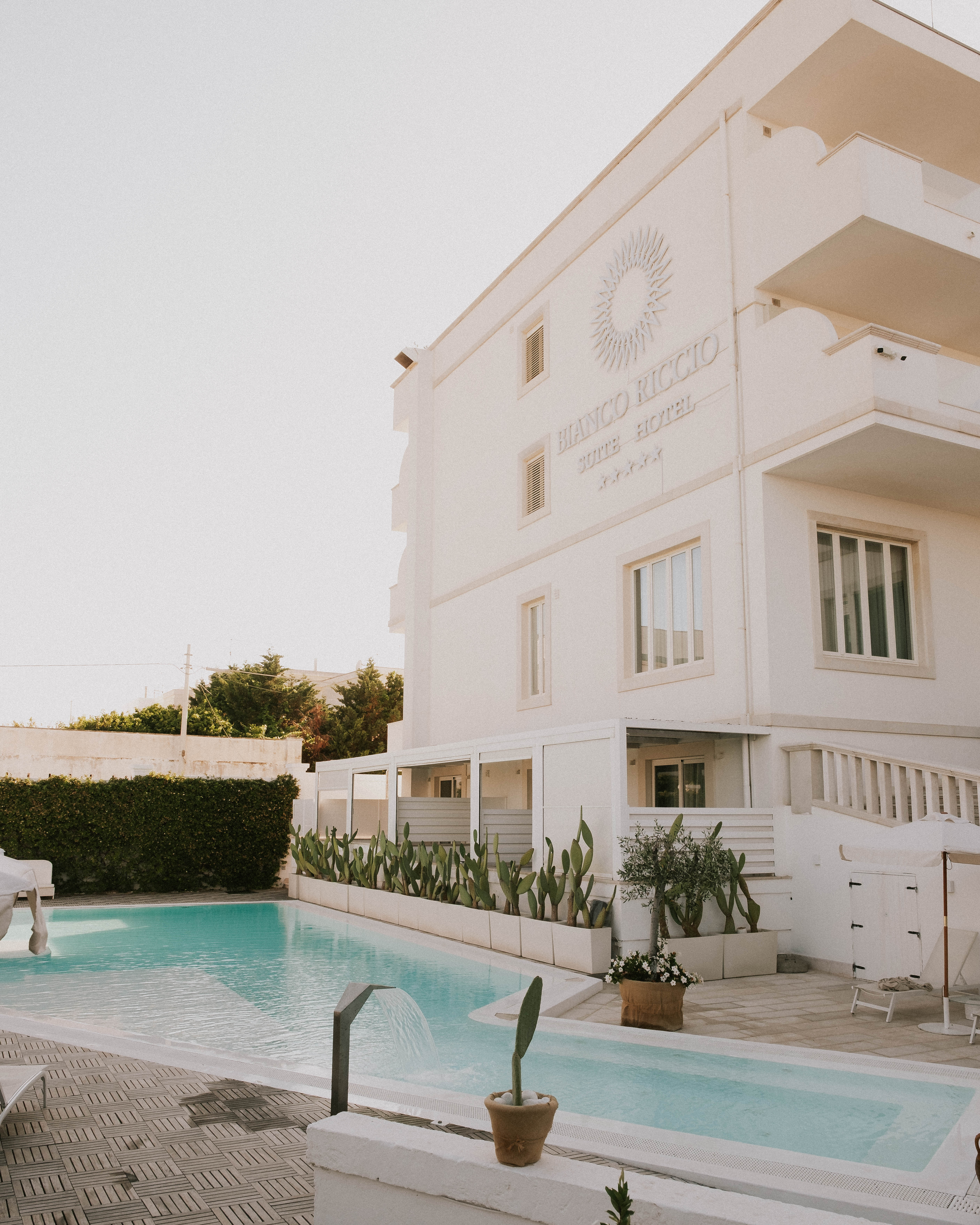 Bianco Riccio Suite Hotel 