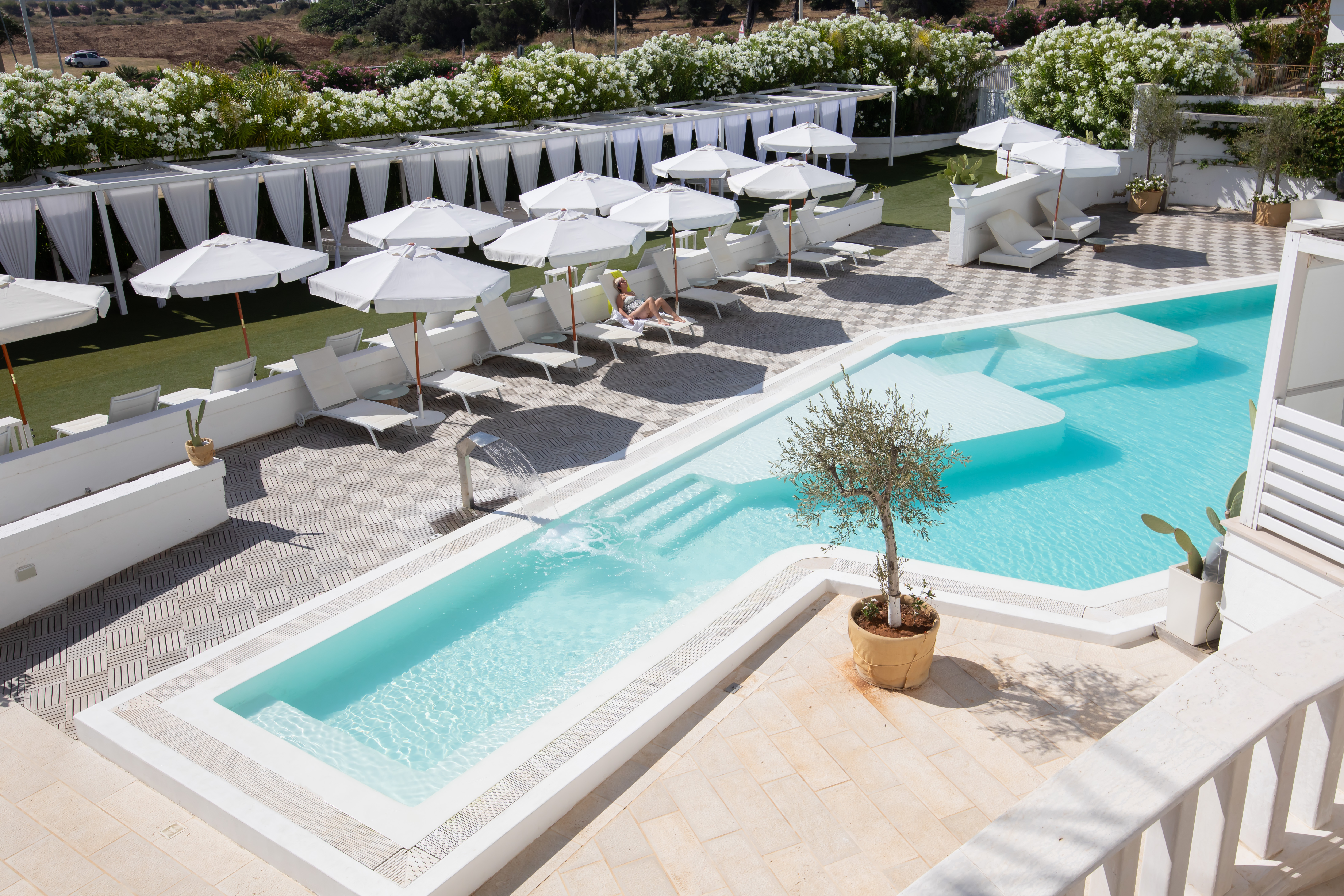 pool 4