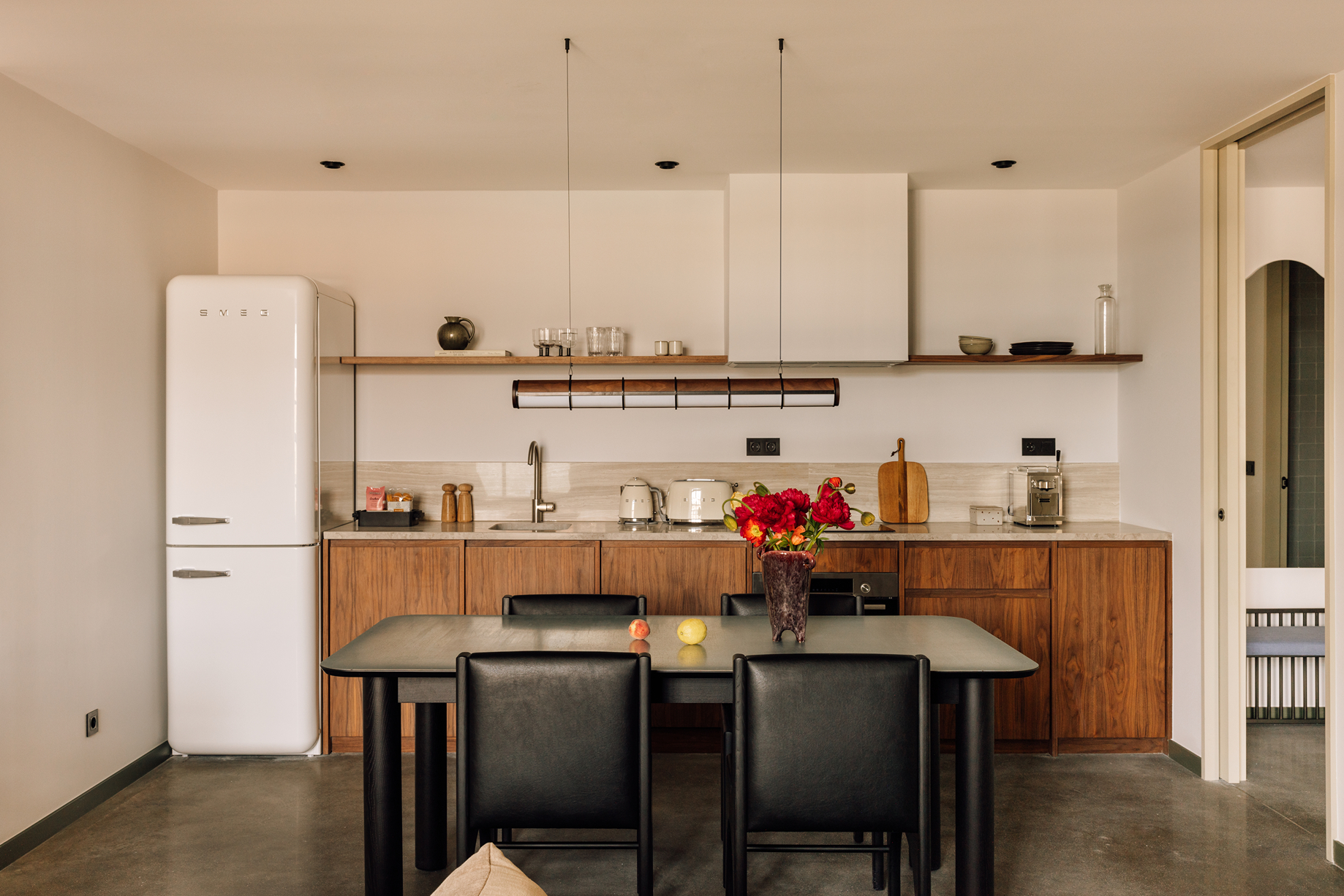 41 the rebello twobed suite river kitchen fn0471