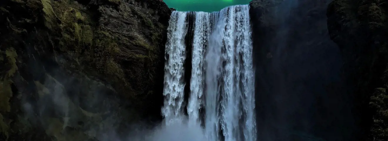 noorderlicht ijsland waterval