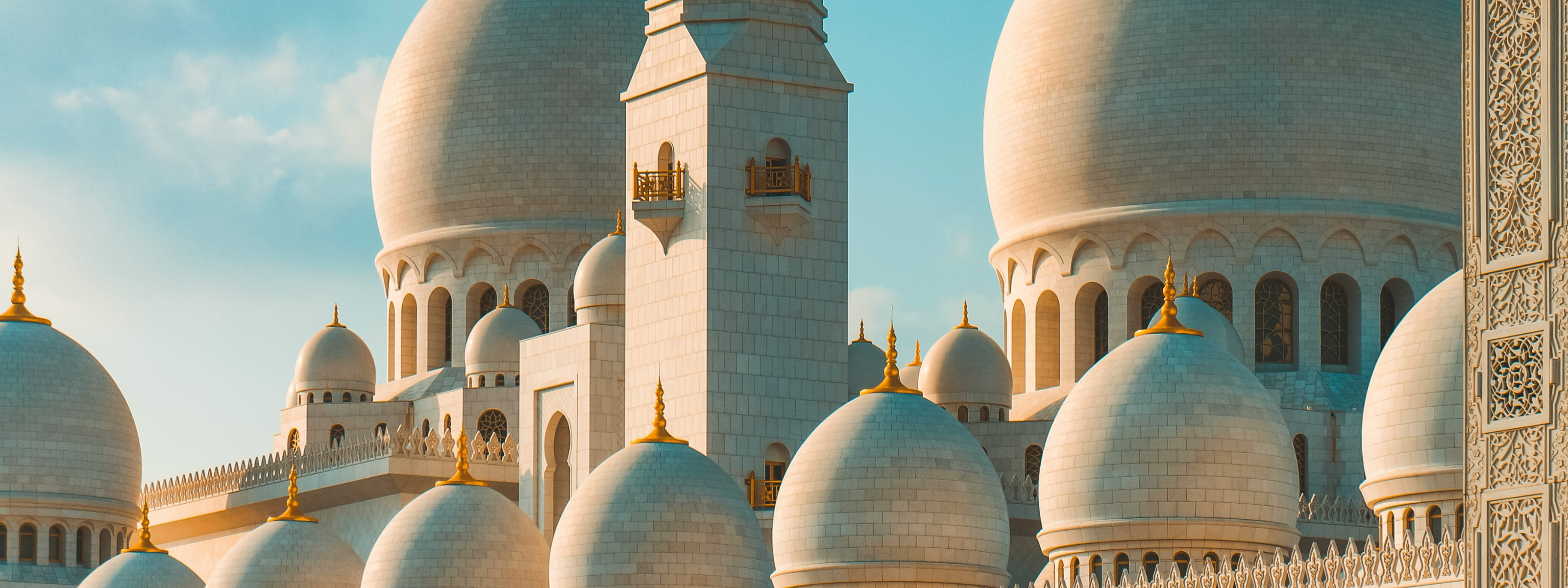 Wat is de beste periode om Abu Dhabi te bezoeken?
